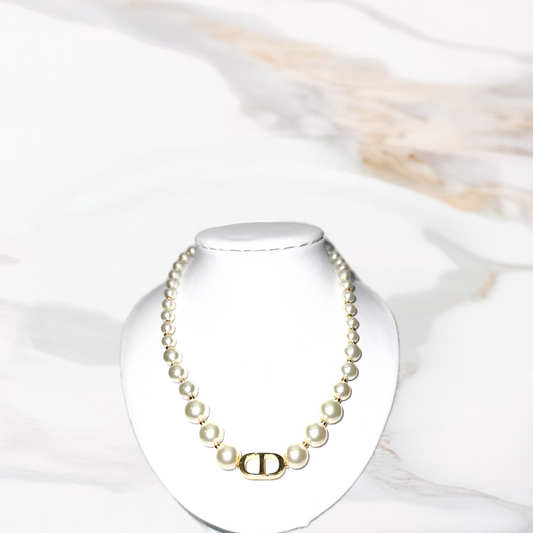 Collier R7