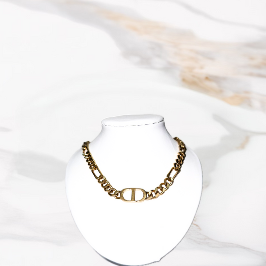 Collier R6